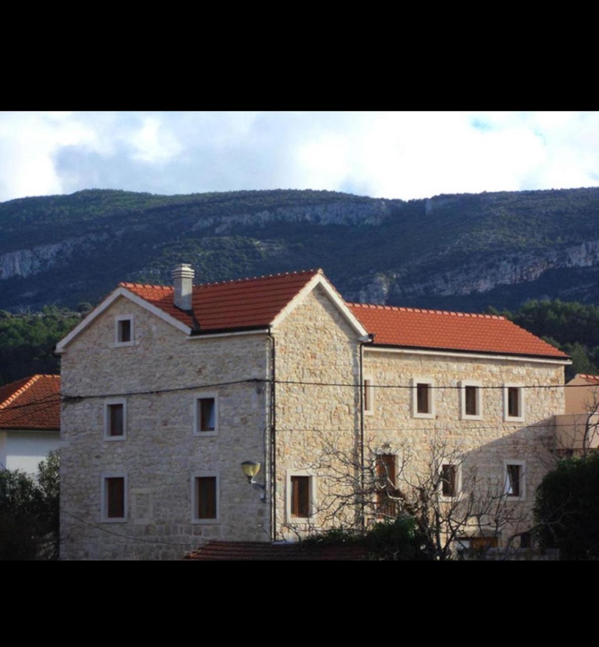 Makjanic Apartment *