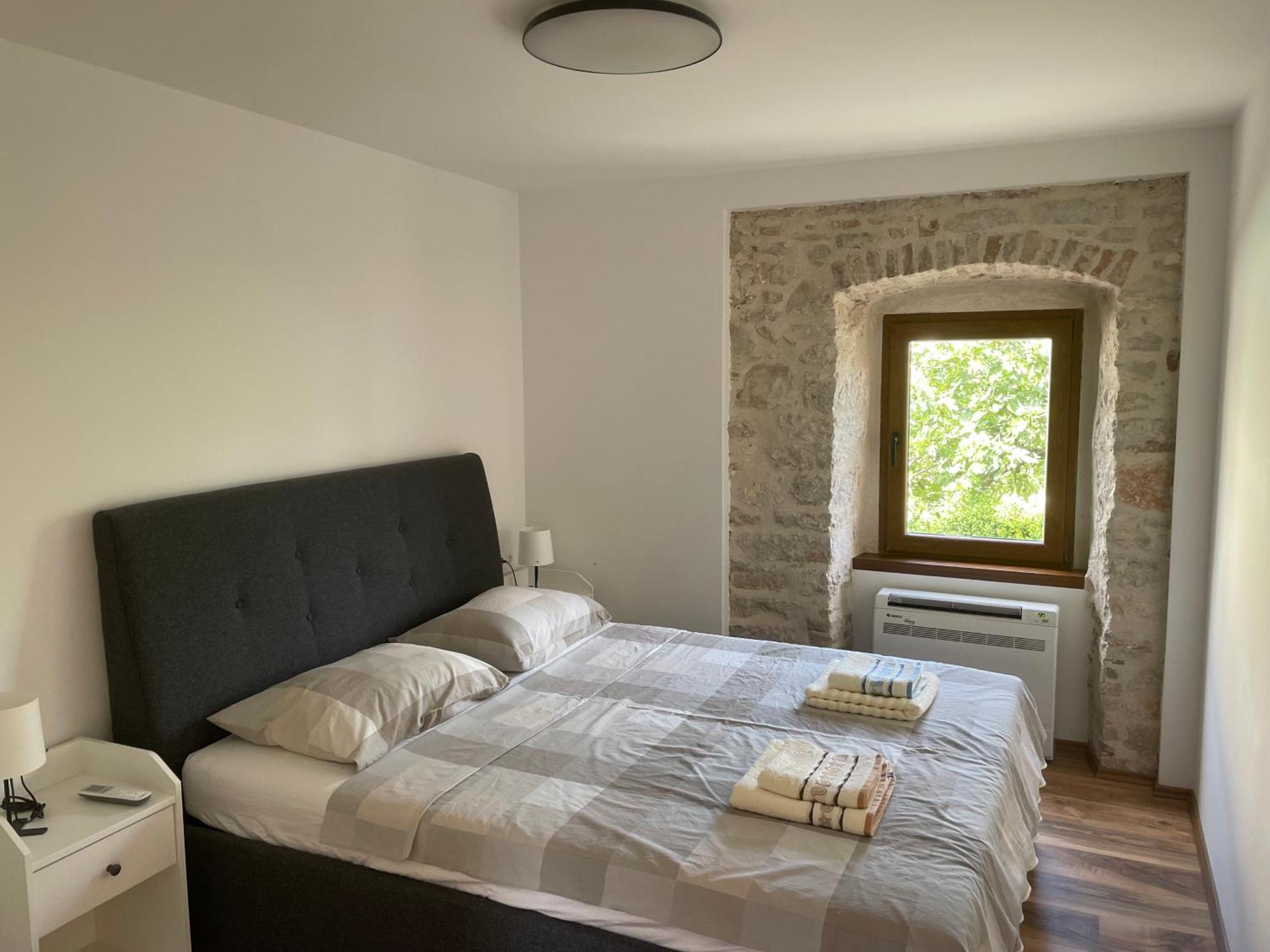 Makjanic Apartment *